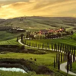 Elegant Tuscany For 4